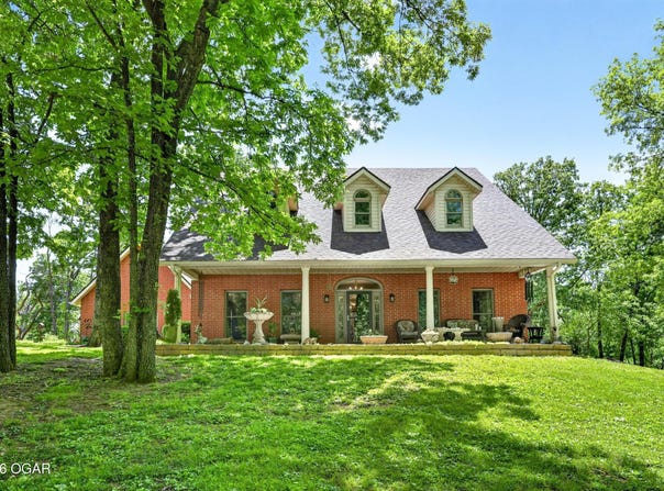 11217 Eider Lane, Carthage, MO 64836