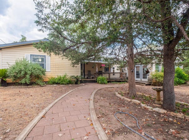 434 Mt Olive RD, Cedar Creek, TX 78612
