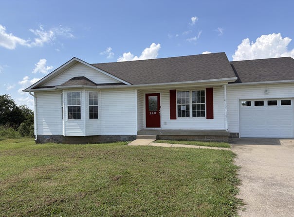 110 Josephines Court, Oak Grove, KY 42262