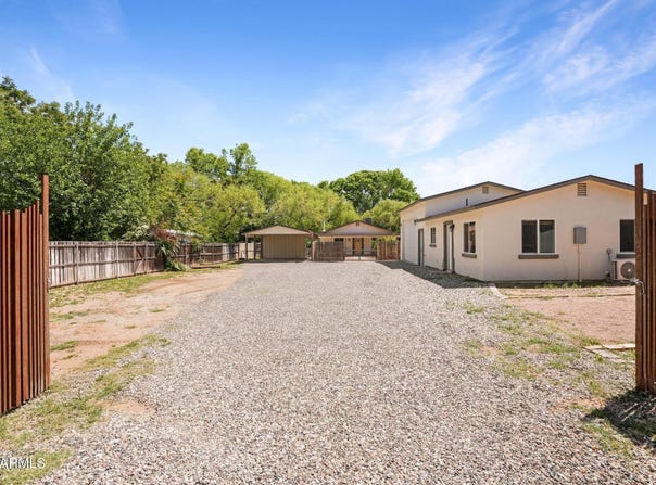 263 E HOLLAMON Street, Camp Verde, AZ 86322