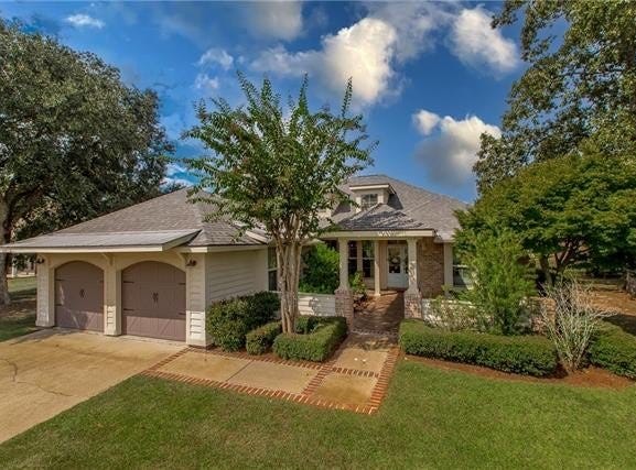 206 MACK Lane, Madisonville, LA 70447