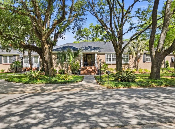 229 E Bay St., Georgetown, SC 29440