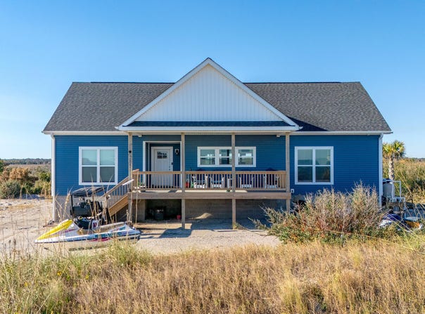 285 Soundview Drive, Cedar Island, NC 28520