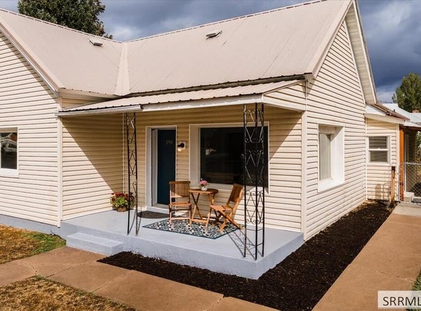 190 W 300 N, Malad, ID 83252