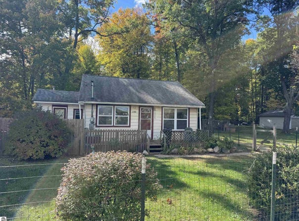 2308 E Ridge Drive, Prescott, MI 48756