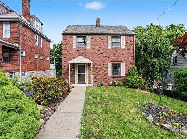 21 Leon Rd, Green Tree, PA 15220