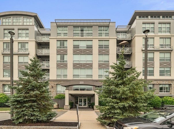 201 Elliott St 510, Beverly, MA 01915