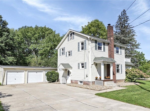 4074 Darrow Road, Stow, OH 44224