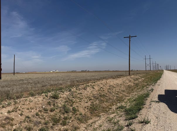 1704 Hawk Road, Levelland, TX 79336