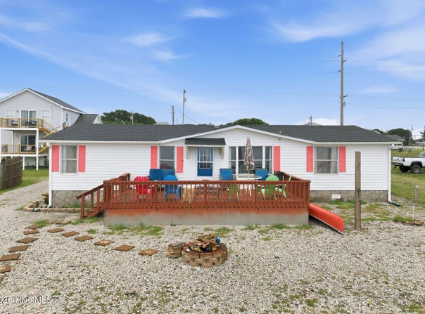 1072 Salter Path Road, Salter Path, NC 28512