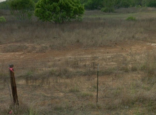 1560 S VIEW DR, Lytle, TX 78052-3470