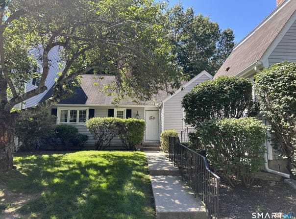 24 Patriots Square, Mansfield, CT 06250