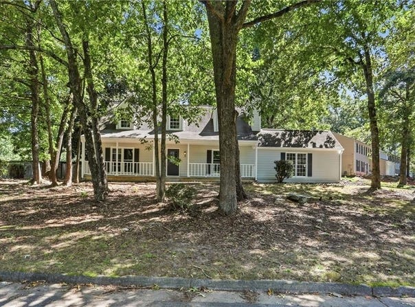 485 Barrington Loop, Roswell, GA 30076