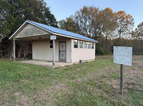 4205 218 Bypass, PARIS, TN 38242