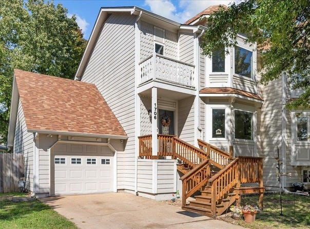 1706 E Evergreen Ct, Derby, KS 67037