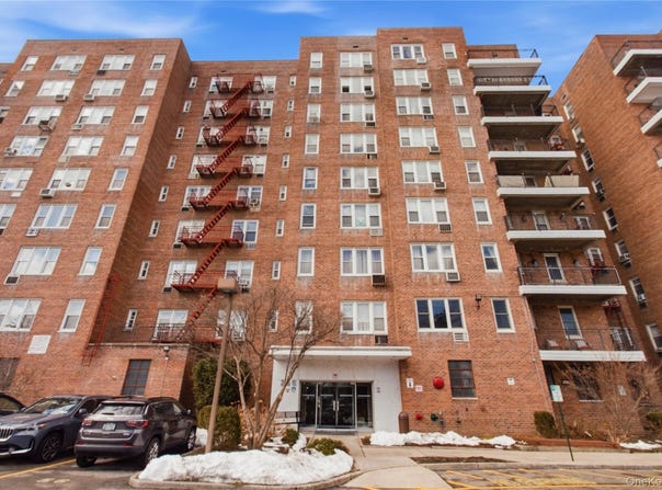 245 Rumsey Road, Yonkers, NY 10701