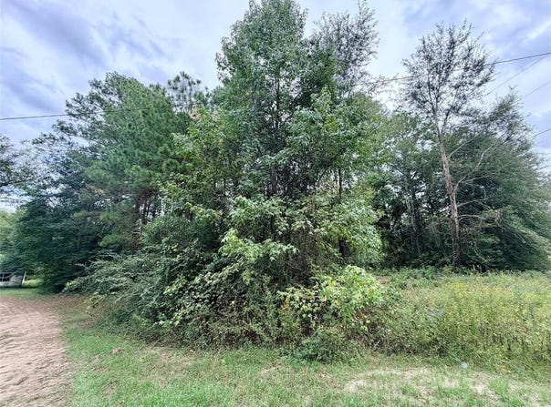 Broadway, KENNARD, TX 75847