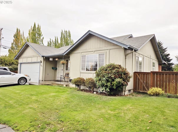 795 Red Cedar Ct, Eugene, OR 97402