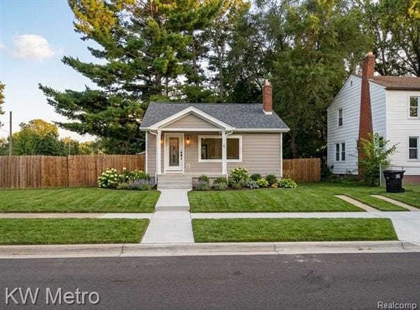 16517 Chatham Street, Detroit, MI 48219