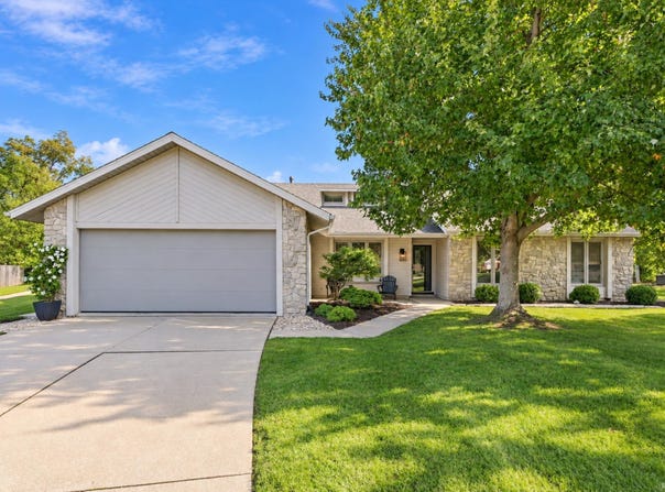 8415 Creekside Place, Fort Wayne, IN 46804-2701