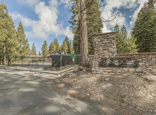 39553 Sunrock, Shaver Lake, CA 93664
