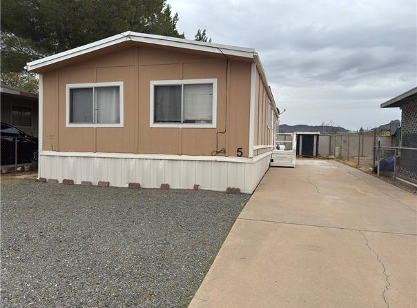 4289 HWY 68 #5, Golden Valley, AZ 86413