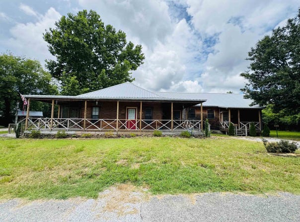 406 Cedar Avenue, Mountain View, AR 72560