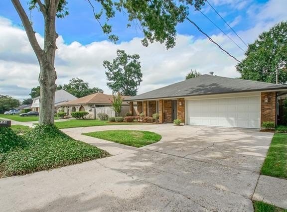 8724 MELROSE Lane, River Ridge, LA 70123