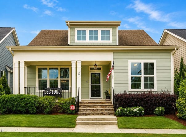 297 Beacon Ridge Boulevard, Chapel Hill, NC 27516