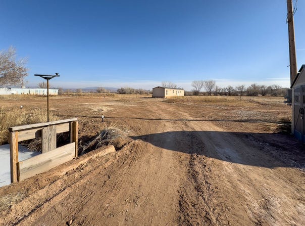 6196 N 8000 E, Lapoint, UT 84039
