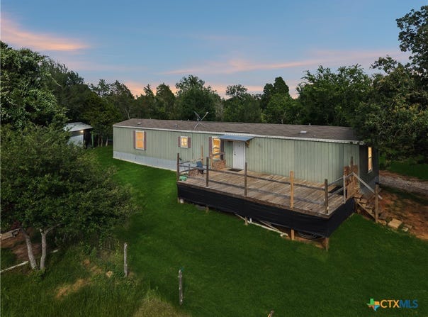 253 N County Line Road, Elgin, TX 78621