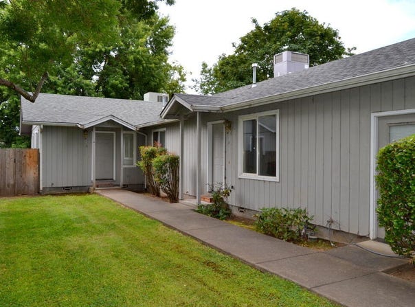 1632 Leonard Road, Grants Pass, OR 97527