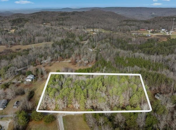 2 AC Ev Rd, Spencer, TN 38585