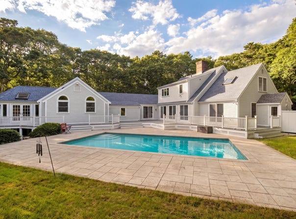 6 Heron Way, Mashpee, MA 02649