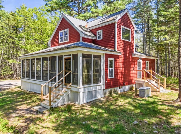 23 Peacock Lane, Georgetown, ME 04548