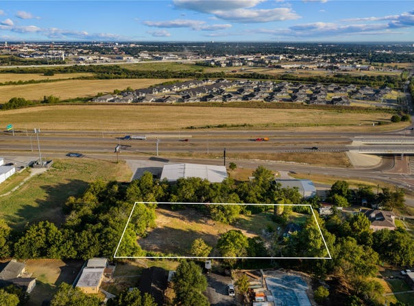 N Willard Drive, Robinson, TX 76706