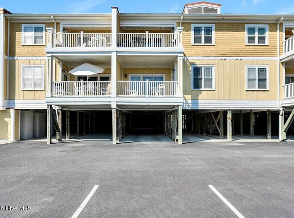 700 Ocean Drive, Oak Island, NC 28465