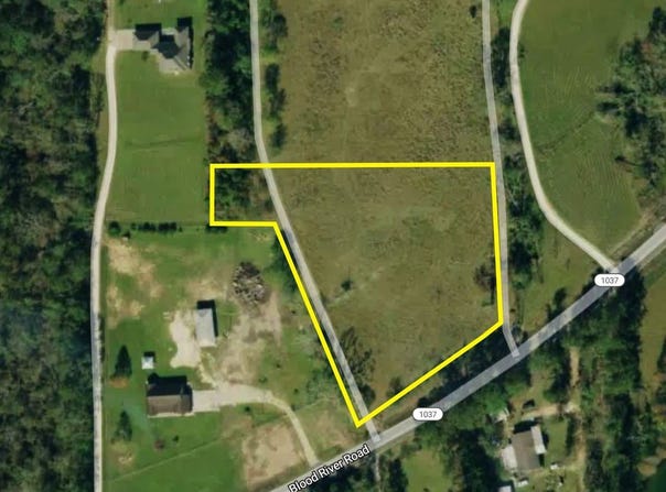 28615 Blood River Rd, Springfield, LA 70462