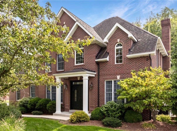 3040 Thomas Jefferson Dr, Jefferson Hills, PA 15025