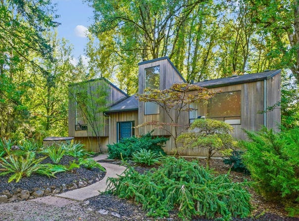 4298 RIVER Rd S, Salem, OR 97302