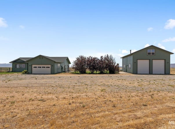 820 W Magic Rd, West Magic, ID 83352