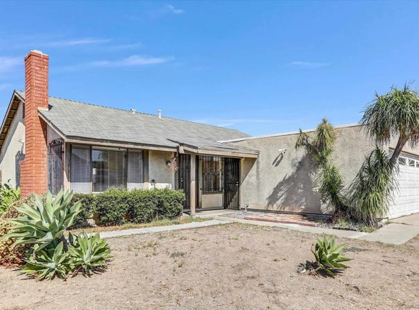 192 Latimer, San Diego, CA 92114