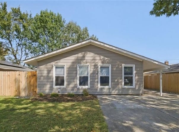 3516 Champlain Lane, Virginia Beach, VA 23452