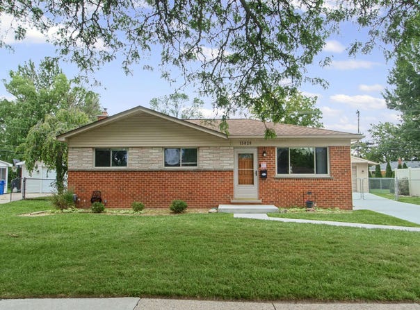 15028 Masonic Boulevard, Warren, MI 48088