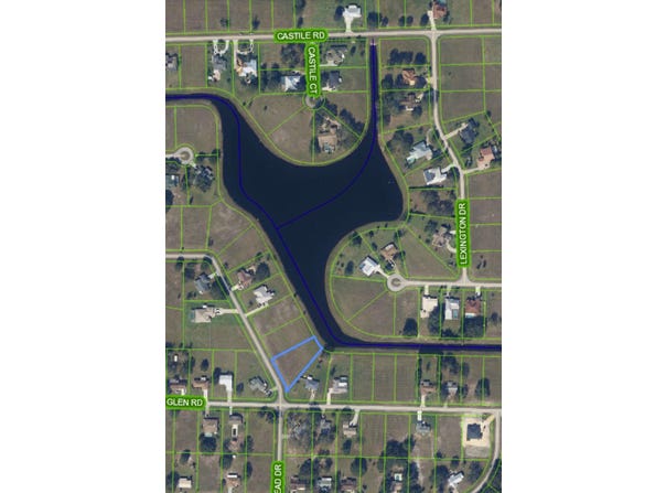 300 ARROWHEAD Drive, Sebring, FL 33876