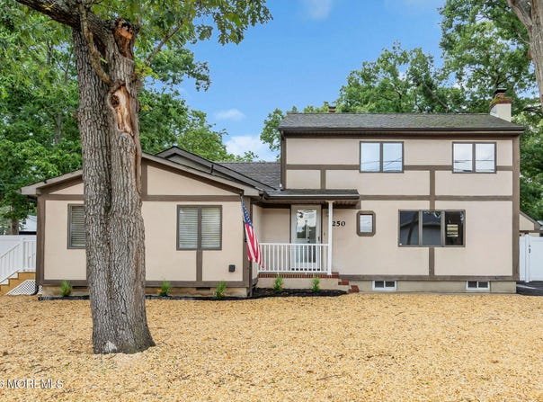 250 Station Drive, Forked River, NJ 08731