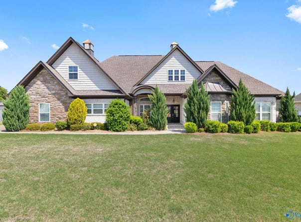 217 Carron Lane, Tuscumbia, AL 35674
