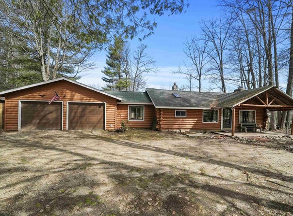156 ELM BOULEVARD, CADILLAC, MI 49601