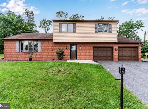 4913 JANELLE Drive, HARRISBURG, PA 17112