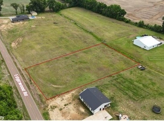 Edgewood Road, Newbern, TN 38059